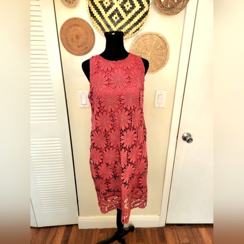 London Times Elegant Red Lace Dress